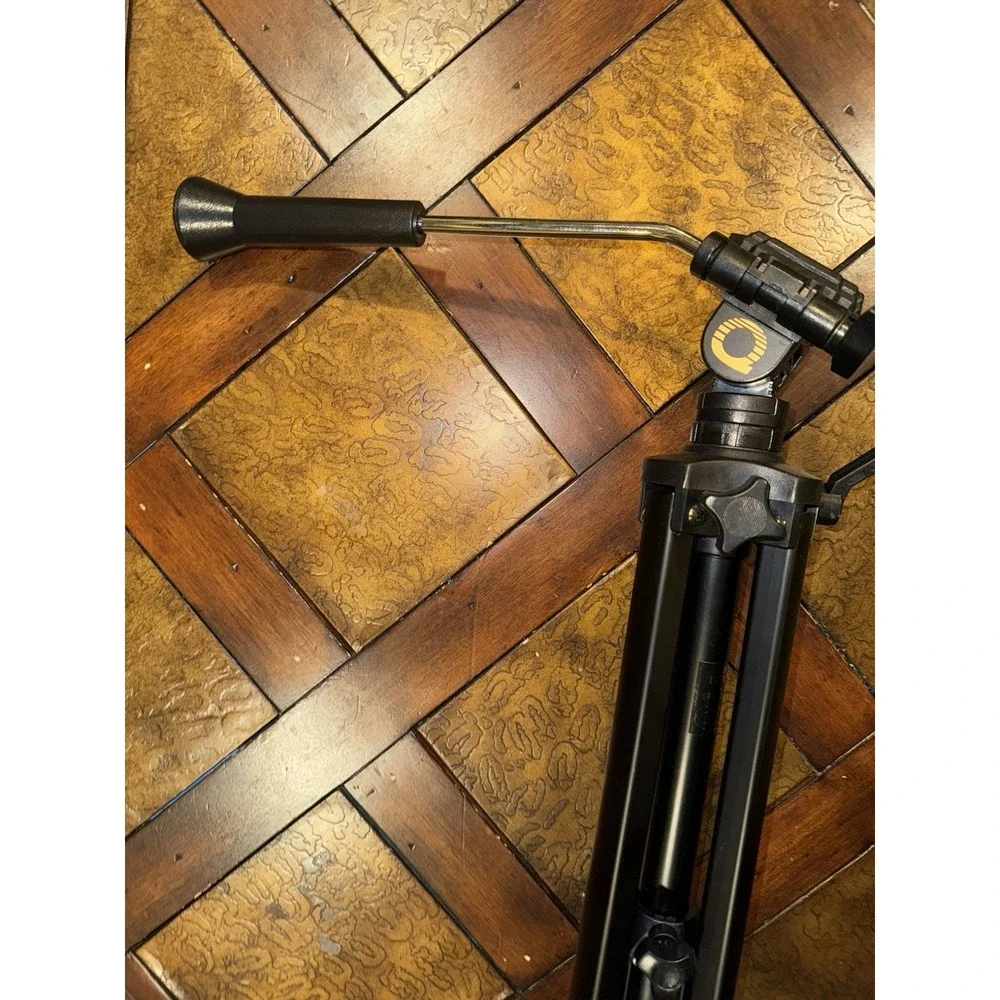 Quantaray Camera Video Tripod Black